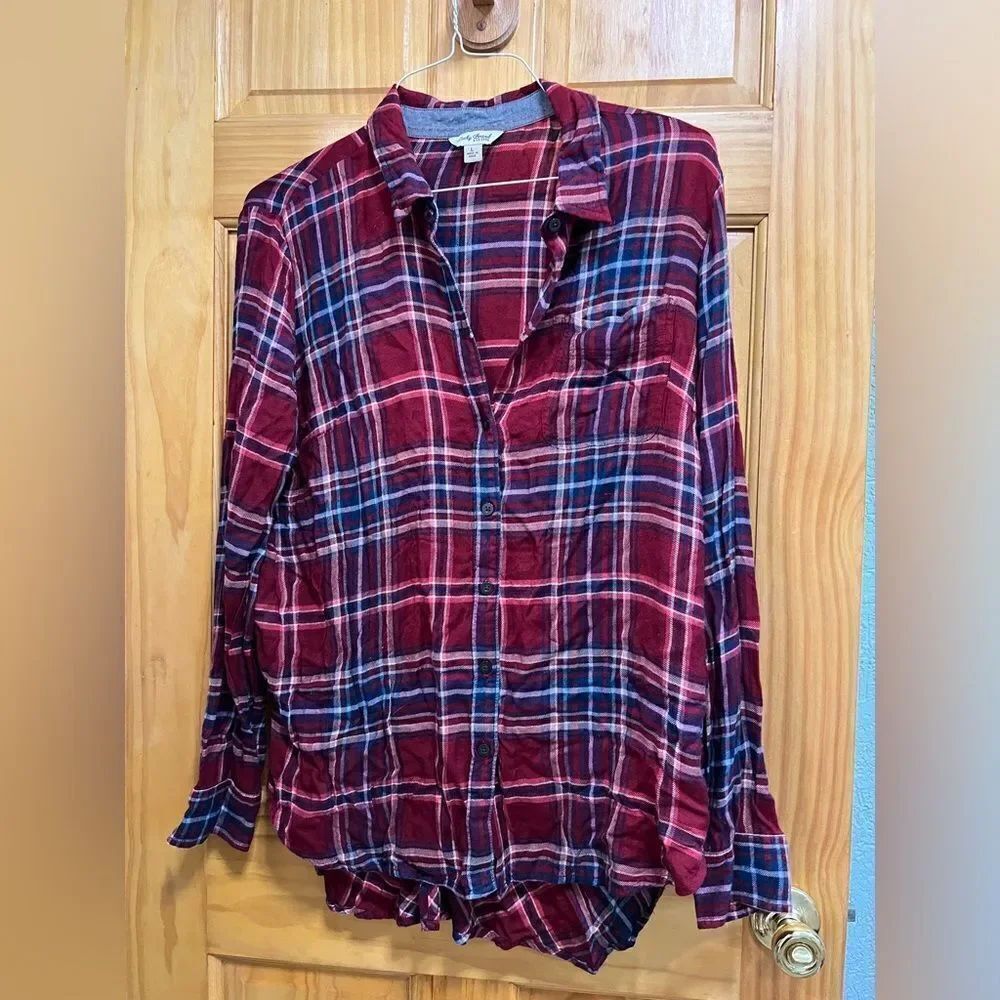 Super Cute Lucky Brand size L button down with buttons on rear red plaid